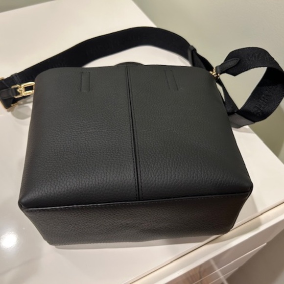 Maison de Sabre Limited Edition Hello Kitty Collaboration in Rouge Noir (Black) - Picture 7 of 7